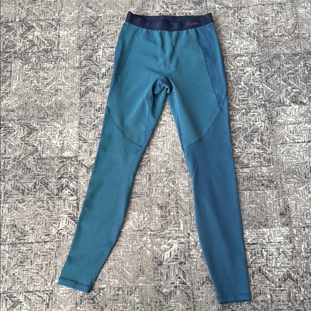 Fanka scrunch bum teal leggings